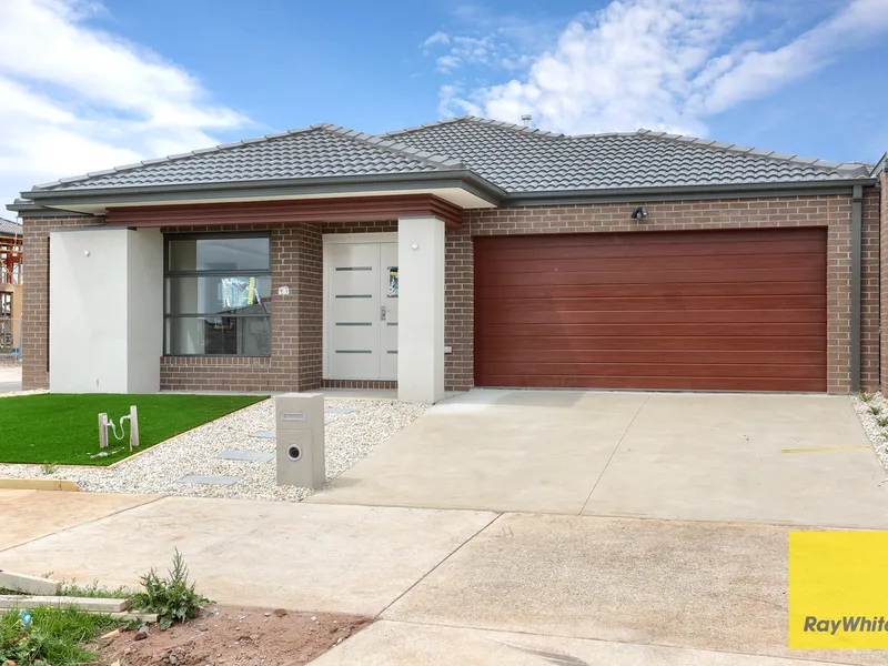 4 Bedroom Family Delight - Upper Point Cook