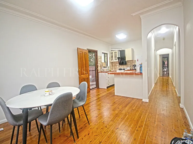 Spacious duplex in popular location