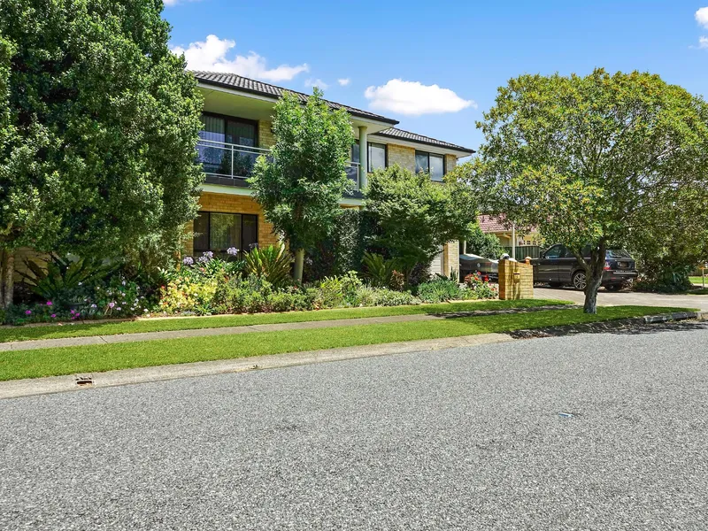 GREAT FAMILY ENTERTAINER!