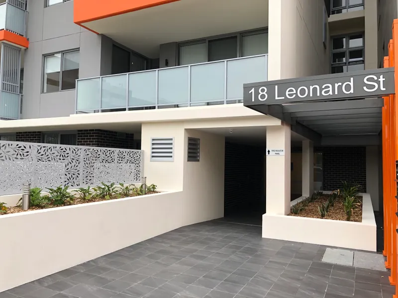 ENTERTAINERS DELIGHT - BRAND NEW, MODERN  3 BEDROOM UNIT