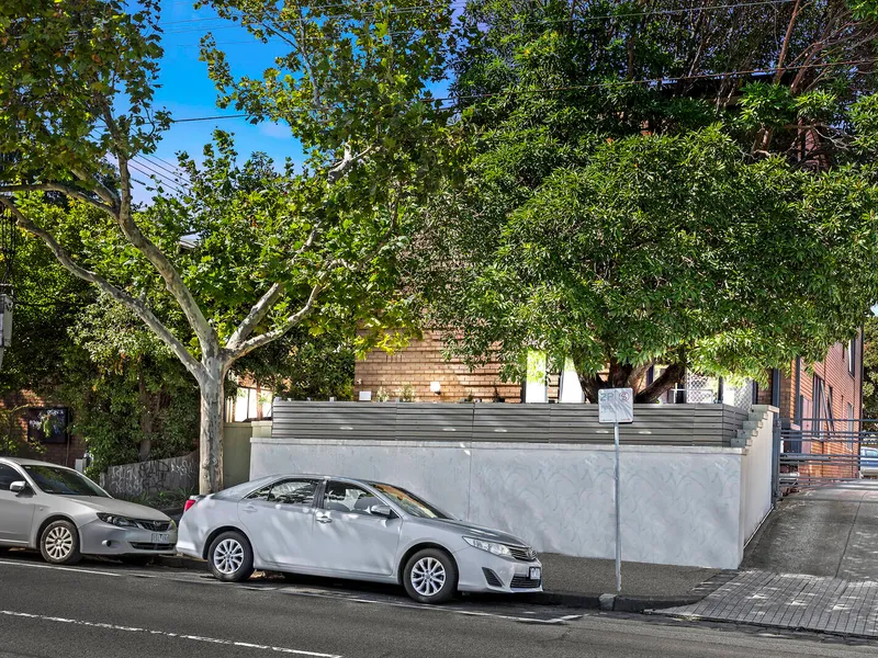 Prized opportunity in prime Lygon position