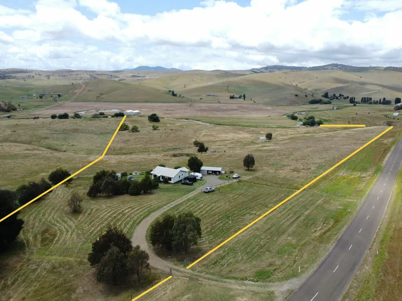 A SPECIAL HIGH COUNTRY FARMLET