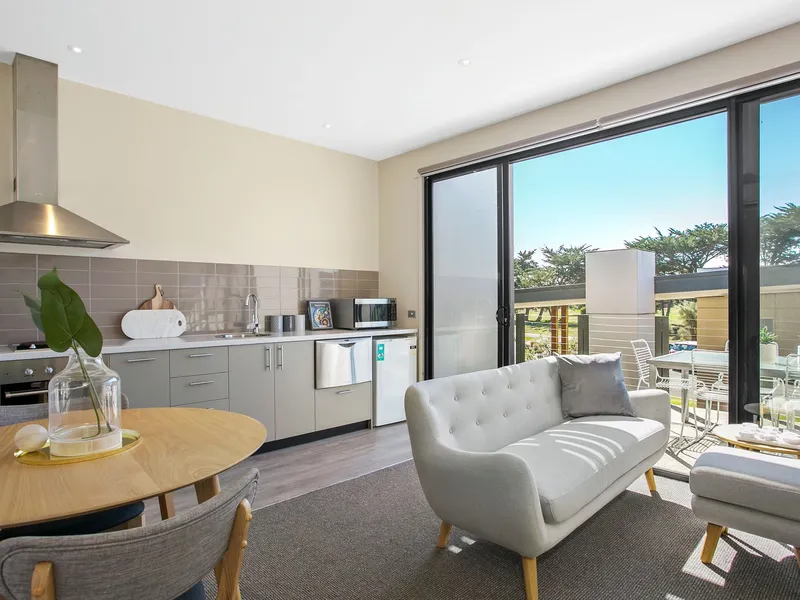 Investors, Holiday Makers, Golf Enthusiasts