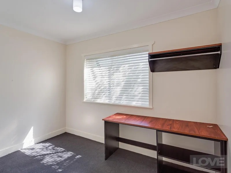 Semi Furnished Room in Share House