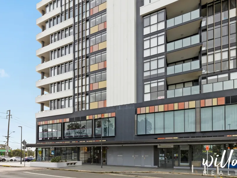 Penthouse Style Apartment 2 Bedroom 2 Bathroom 1 Car Space & Storage Cage