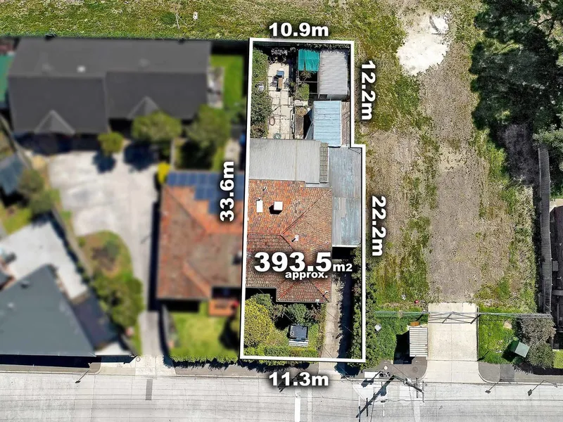 Approved Town Planning permit for 4 townhouses. 