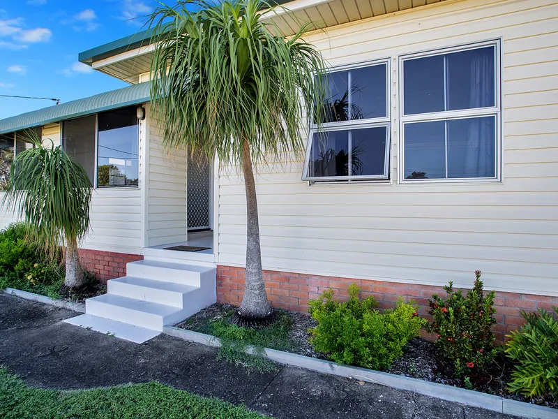 COTTAGE ON 888SQM BLOCK, READY FOR IT NEXT OWNER!