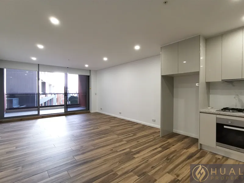 Application Accepted and Deposit Taken Spacious 1 Bedroom Plus Study - Meriton Building Available Now