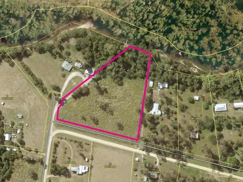 Vacant rural block with Creek frontage & lovely mountain views