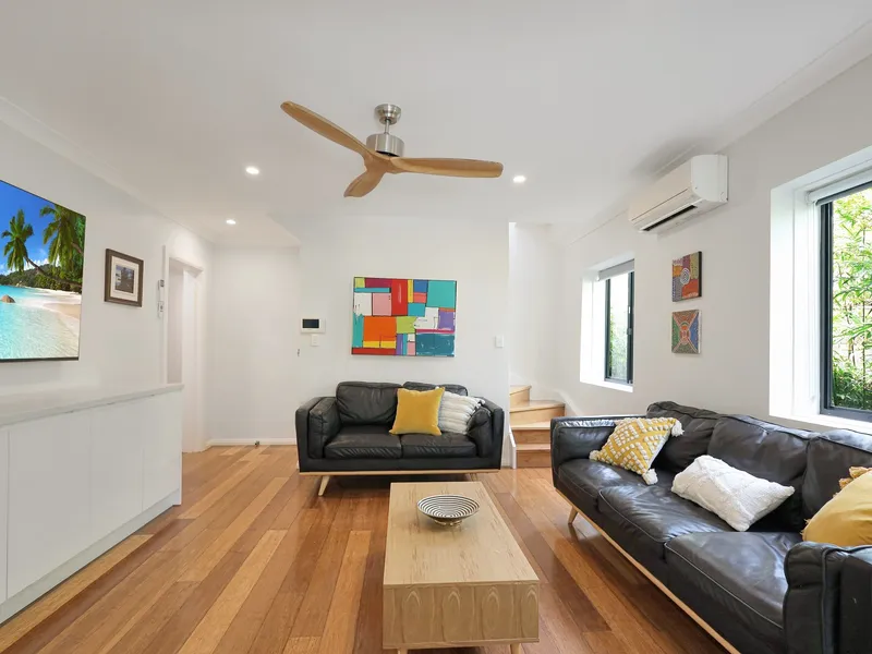Unique Contemporary Home, Battle-Axe Block, Heart of Summer Hill