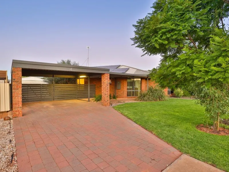 3 Bed, 1 Bath, Shed in Popular Irymple