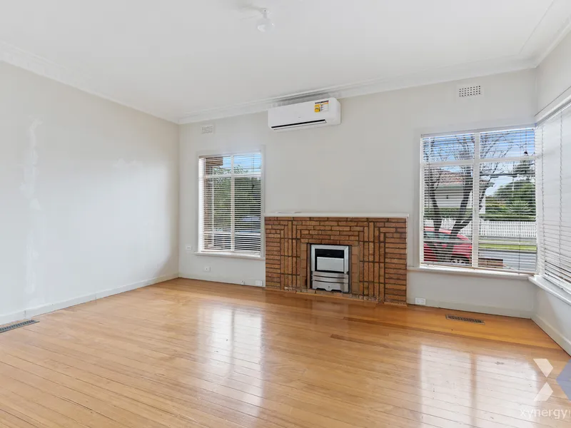 A perfect family home on a corner allotment with separate study area!