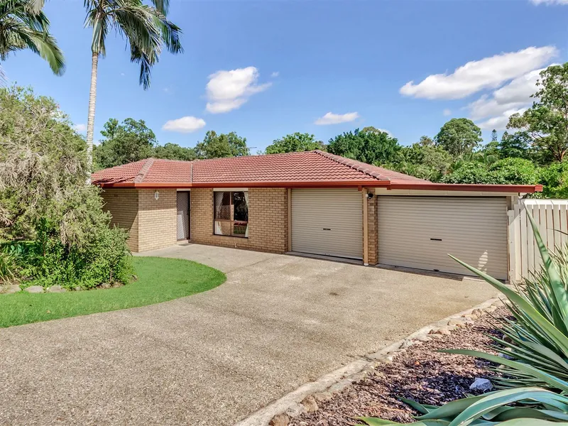 Well maintained low-set family home