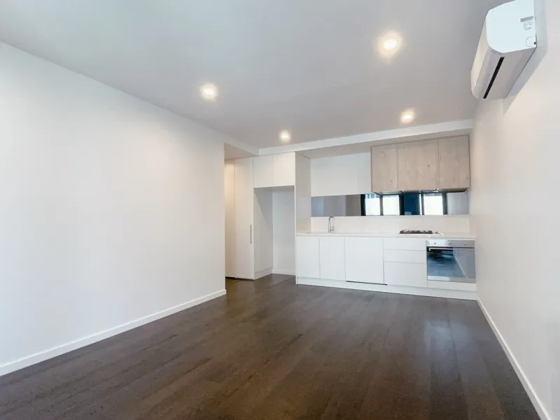 Brand New one Bedroom for Lease in Oakleigh