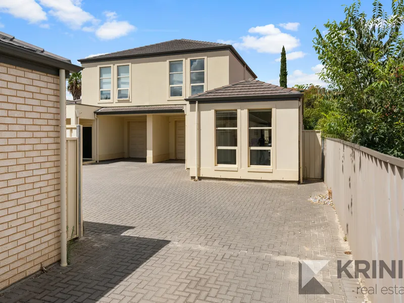 TOWNHOUSE IN KURRALTA PARK PRIVATE & SECURE