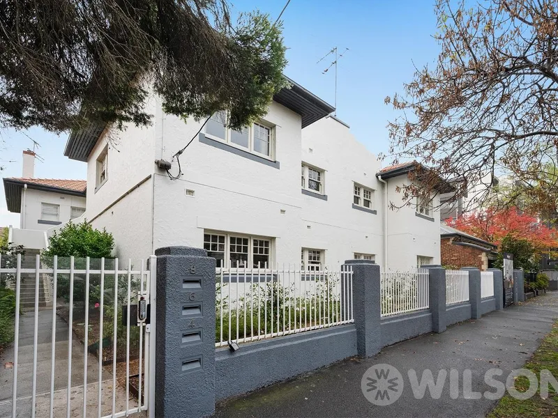 You'll just love the location, lifestyle and the Art Deco appeal