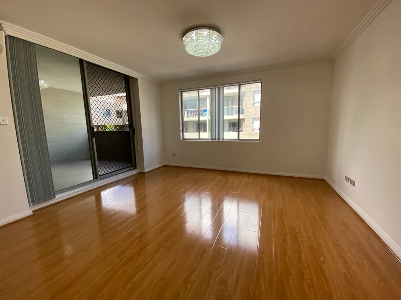 Twin key timber floor apartment at a Unique low density building for only $749,000