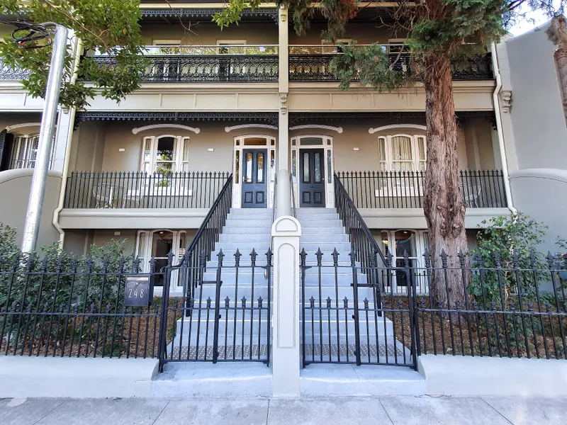 Upmarket City Living | Fully Furnished | 2 mins to Oxford St. | All bills included