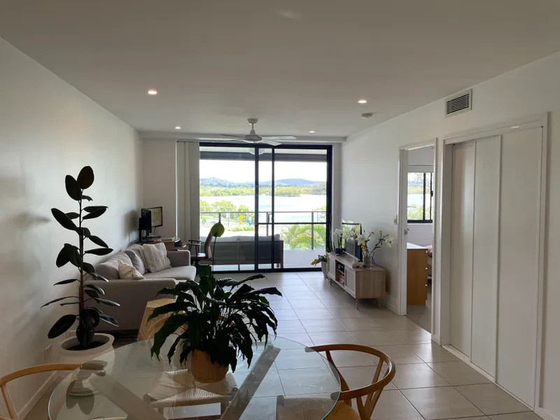 Central Maroochydore Unit With Waterfront Living!