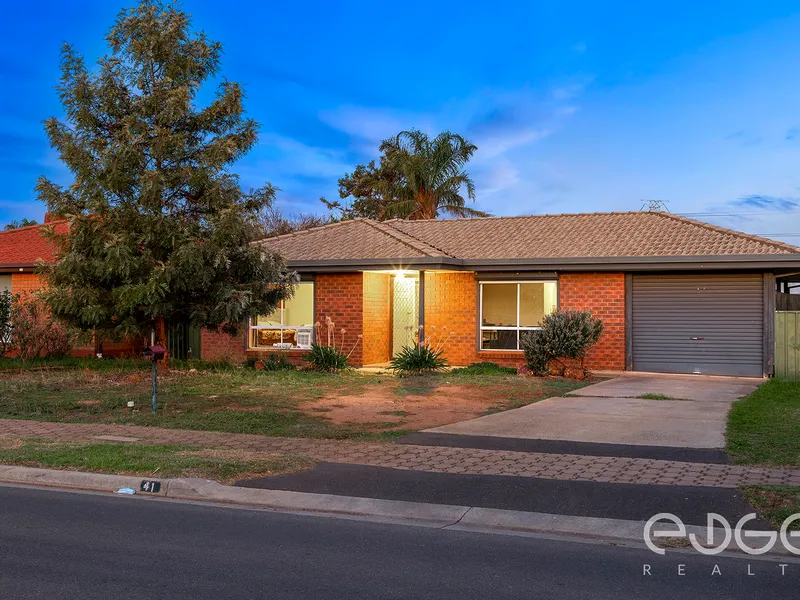 Comfort, Charm and Convenience!