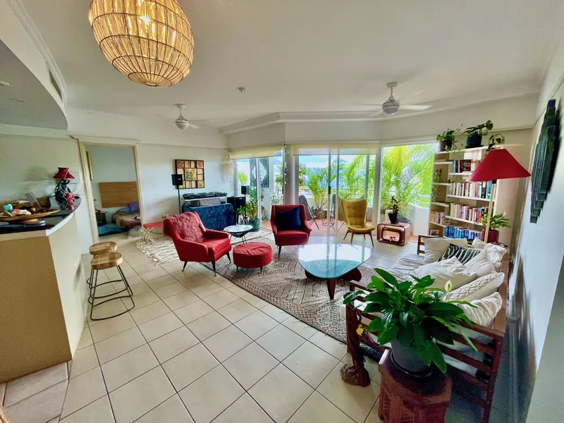 2-Bedroom Apartment. Cairns CBD.