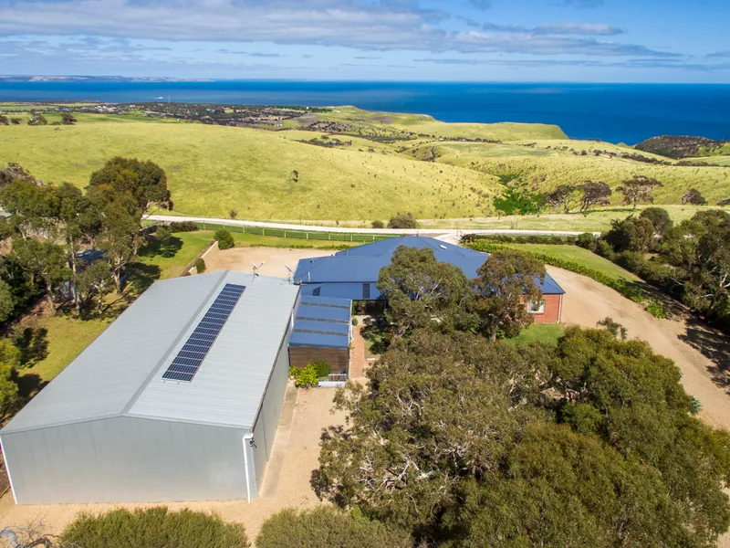Presidential Lifestyle Property with Amazing Ocean Views - Rural location 3km out of Cape Jervis (near Delamere)