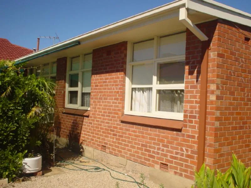 GRANNY FLAT - Private and Secure - Great Value