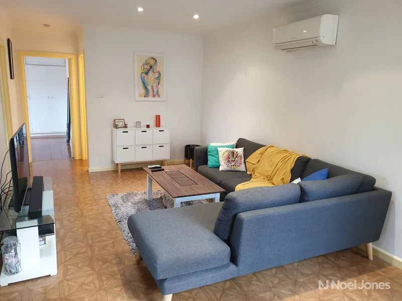 Low maintenance two bedroom unit