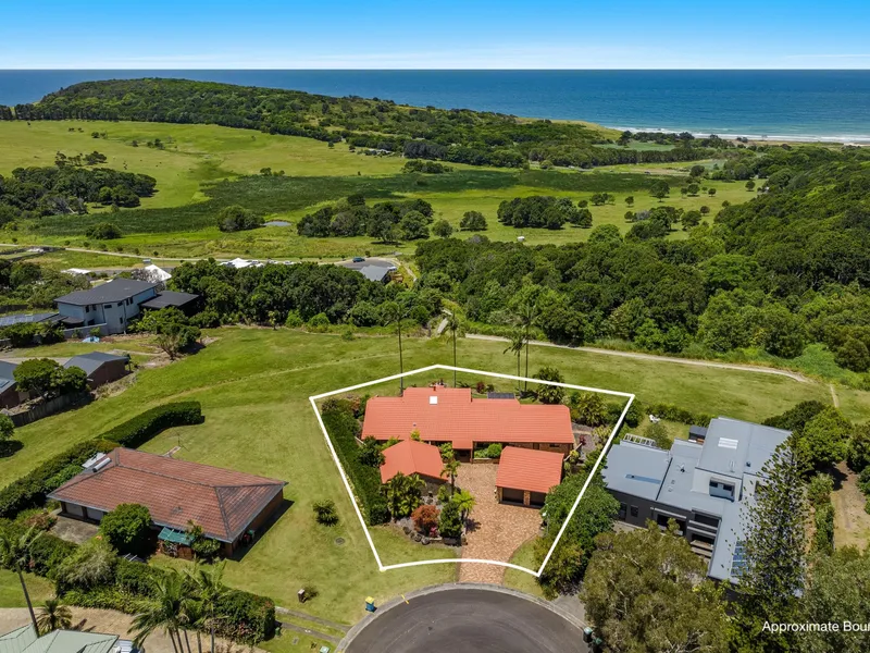 Huge family entertainer with impressive ocean views