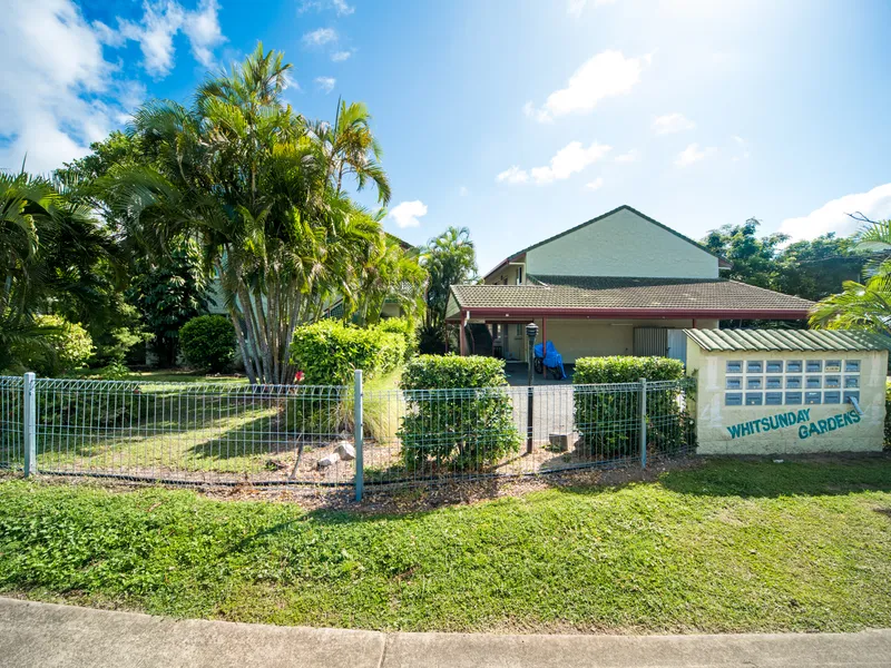 WHITSUNDAY GARDENS APARTMENT - Partly Furnished