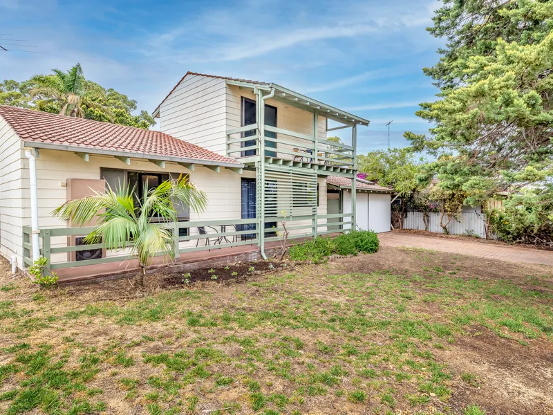 Sub-dividable block, terrific home, great location & full of opportunity