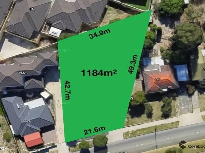 MASSIVE 1184M2 VACANT BLOCK OF LAND ZONED R25