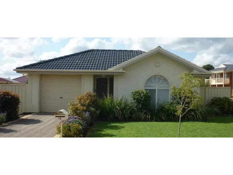 Lovely 3 Bedroom Family Home - MUST SUBMIT APPLICATION TO BE CONSIDERED