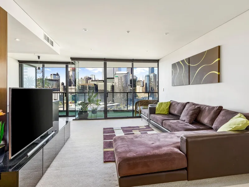 Fully furnished abode on Yarra’s Edge