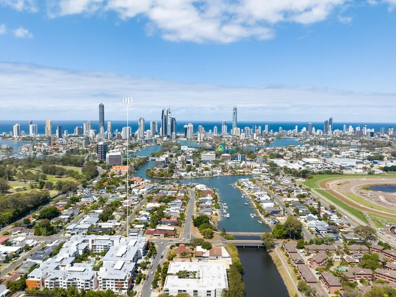 Waterford Apartments: Luxurious Living in the Heart of Bundall