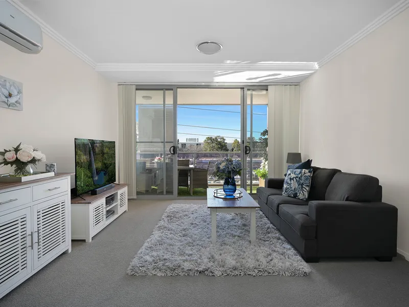 Near New 2 Bedroom Unit