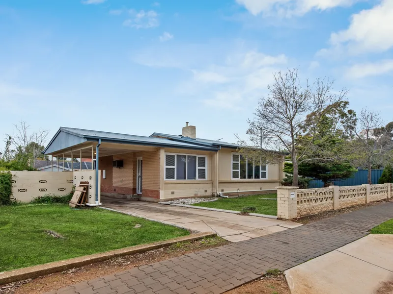 Calling the Investors and the developers .... 796 sqm approx  - frontage of 24 meters approx  