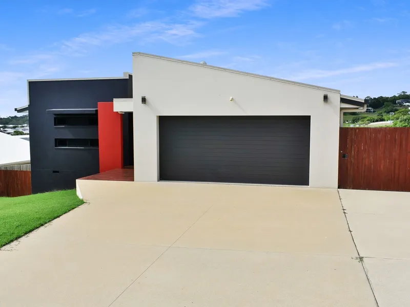 Outstanding Rural View Home