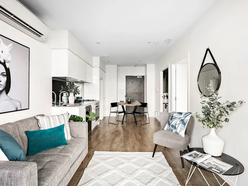 Chic & contemporary living: Discover this Carlton gem
