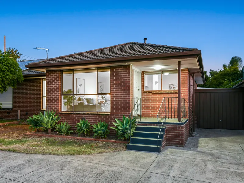 listedAS - Pristinely renovated in central location