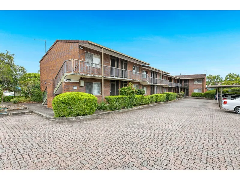 Central Location - with aircon!!