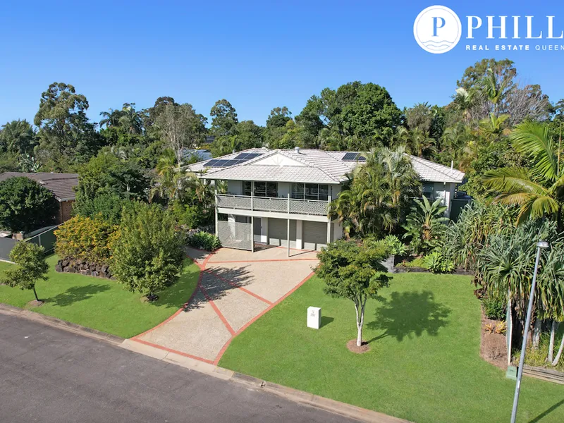 Expansive Family Entertainer On Huge Block