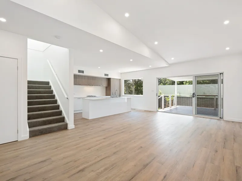 BRAND NEW 3 BEDROOM TOWNHOUSE