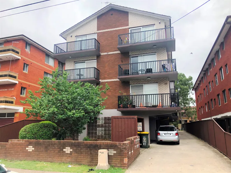 2 BEDROOM UNIT -