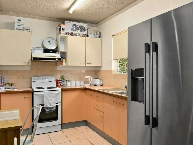 GROUND FLOOR GARDEN UNIT