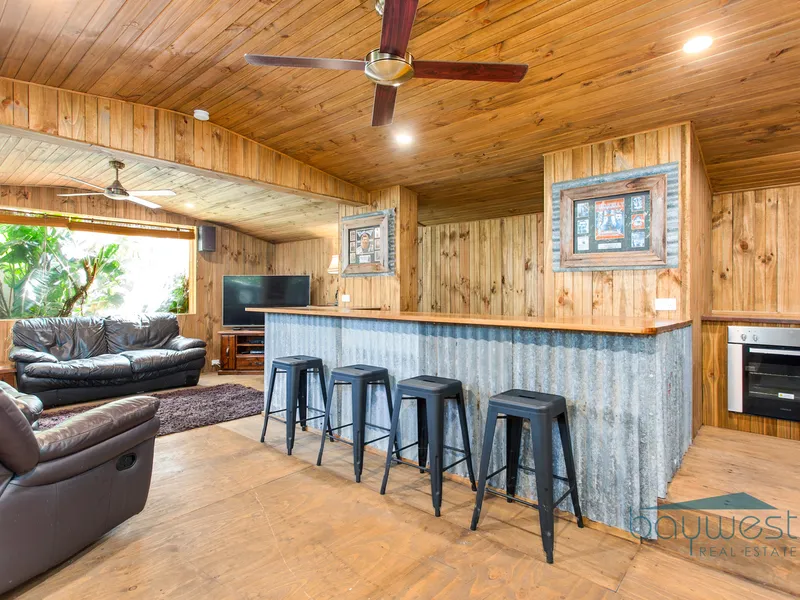 Good Vibes, Great Location!