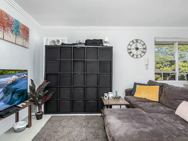 Modern 1 Bedroom Apartment in North Newtown Pocket