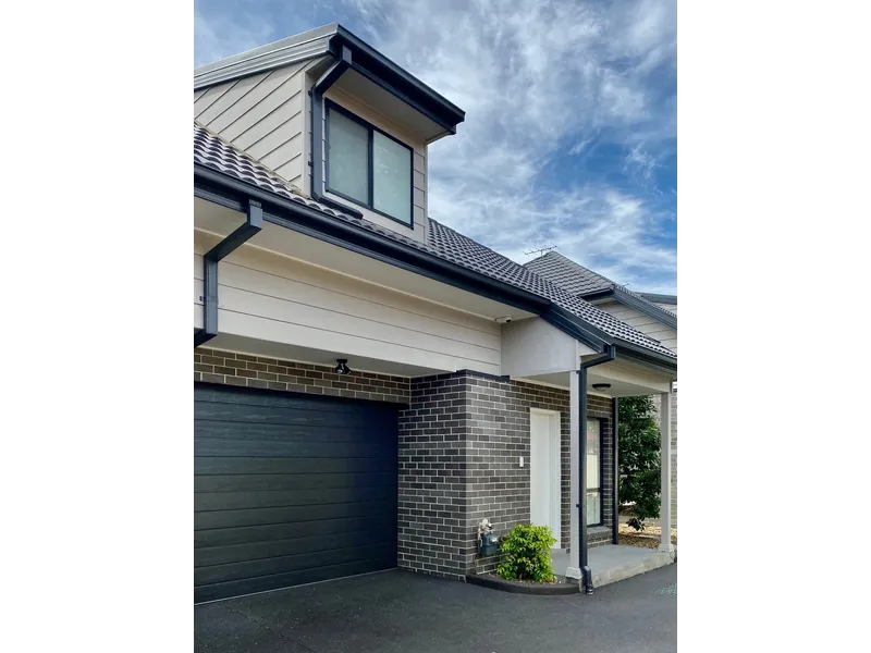 THREE BEDROOM TOWNHOUSE