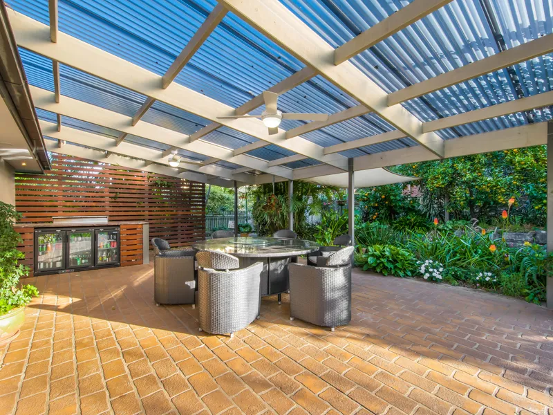 Offering the best of everything and located in Denistone’s highly desirable pocket 