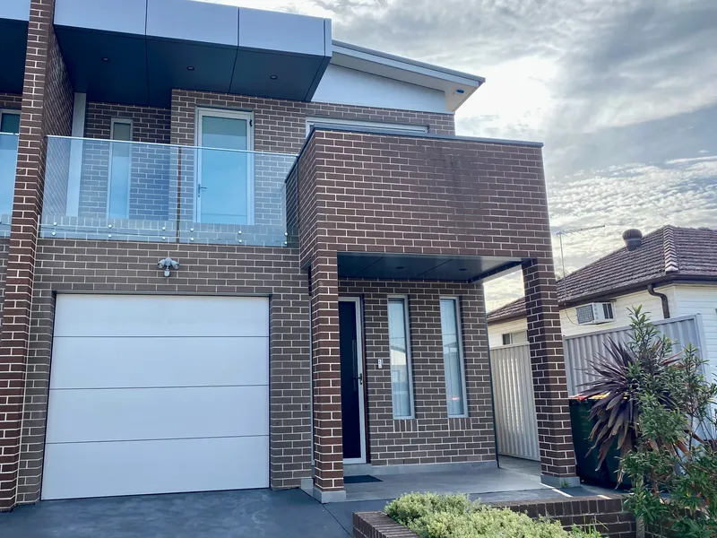 5 Bedroom Duplex Ultra Modern